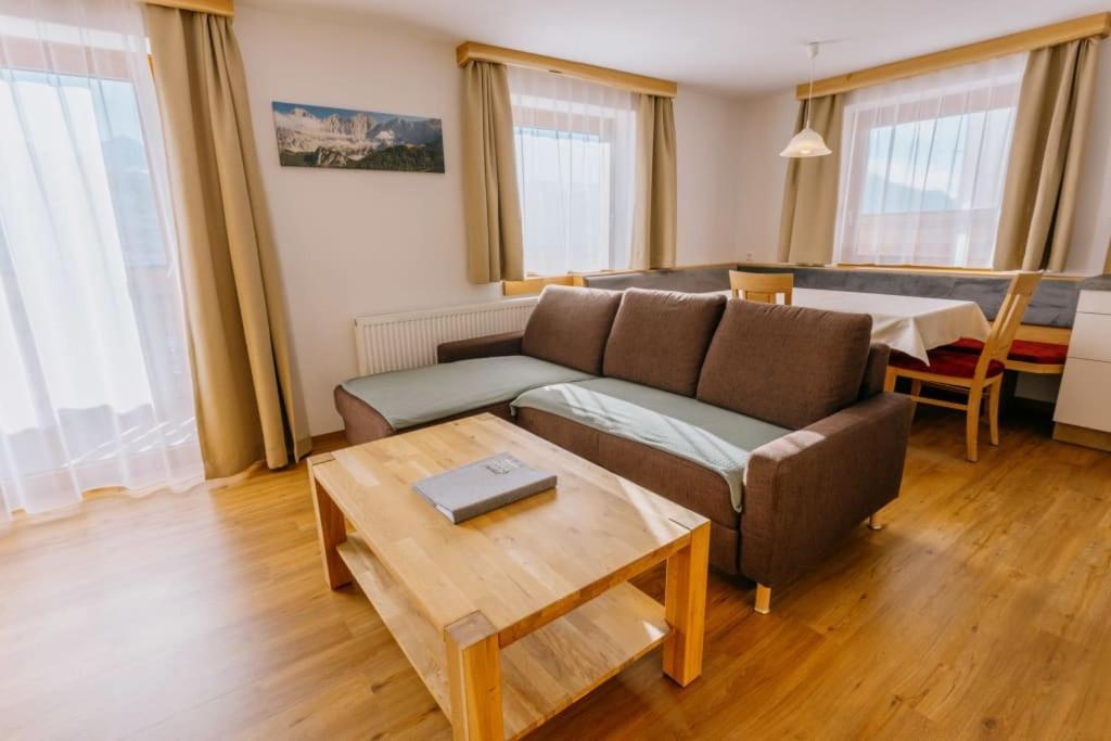 Pension Bergbauernhof Irxner 皮彻尔 外观 照片